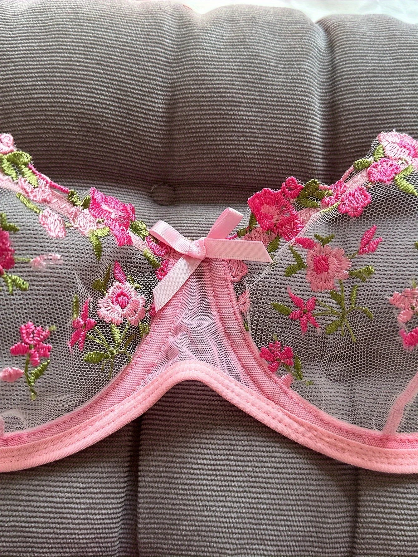 Nuit belle femmes Sexy 2 pièces broderie florale sous-vêtements Sexy lingerie érotique ensemble de sous-vêtements