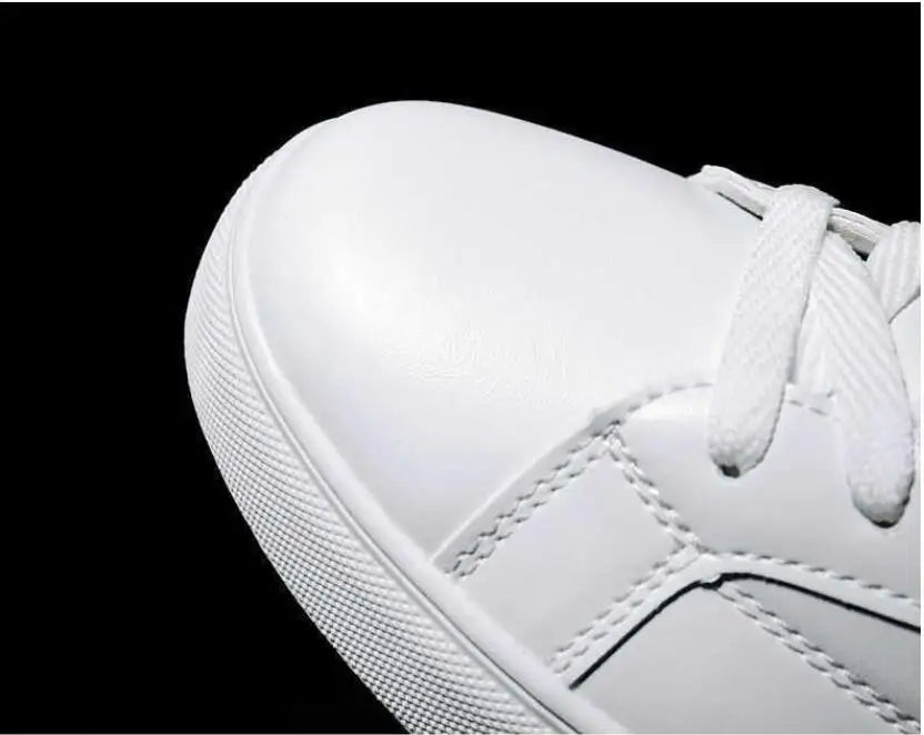 Hommes chaussures baskets 2022 nouvel été blanc mode conseil blanc hommes Zapatillas Hombre Chaussure Homme