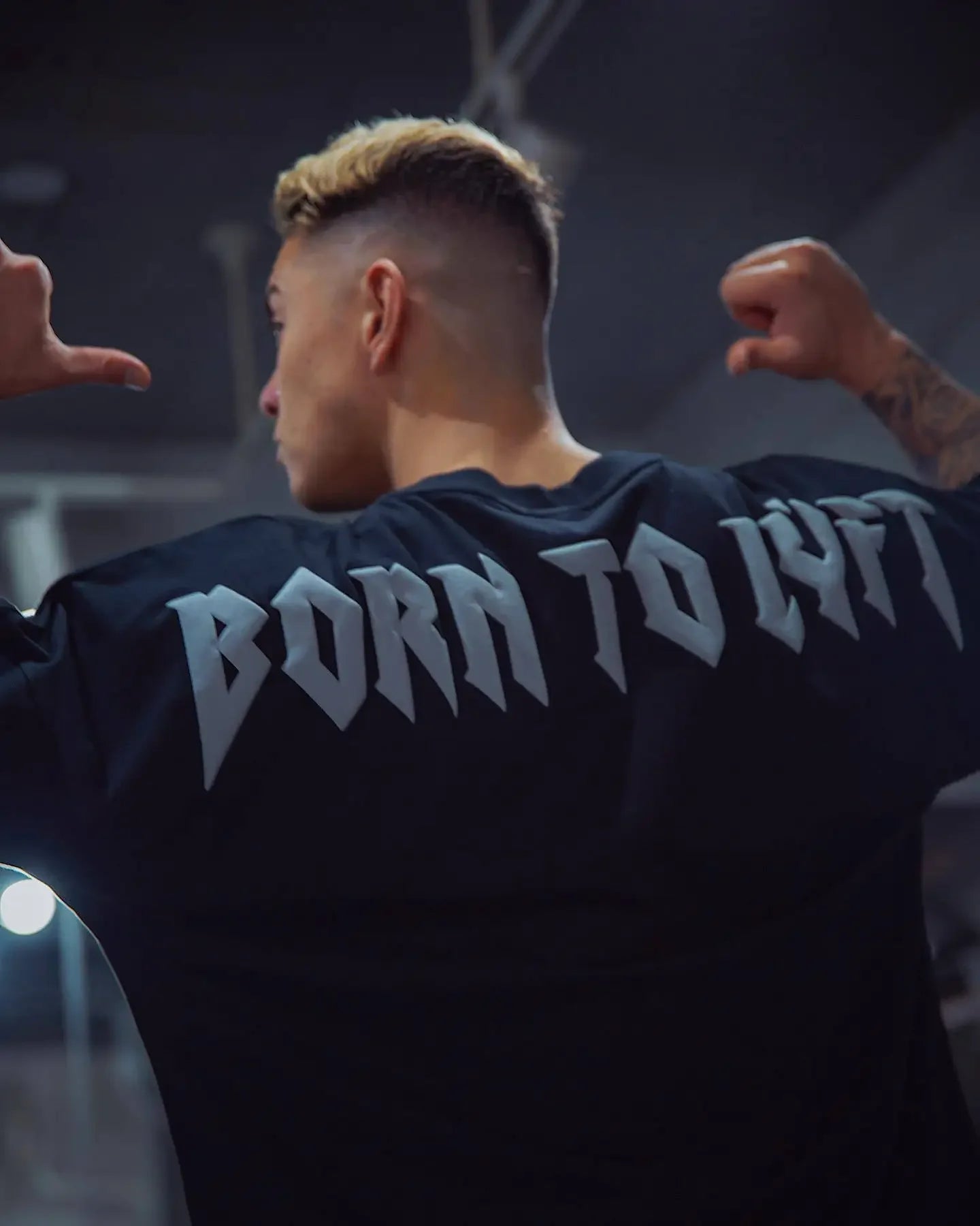 Coupe ample hommes été automne sport T-Shirt Fitness basket-ball à manches courtes élastique haut décontracté en Style coréen grande taille