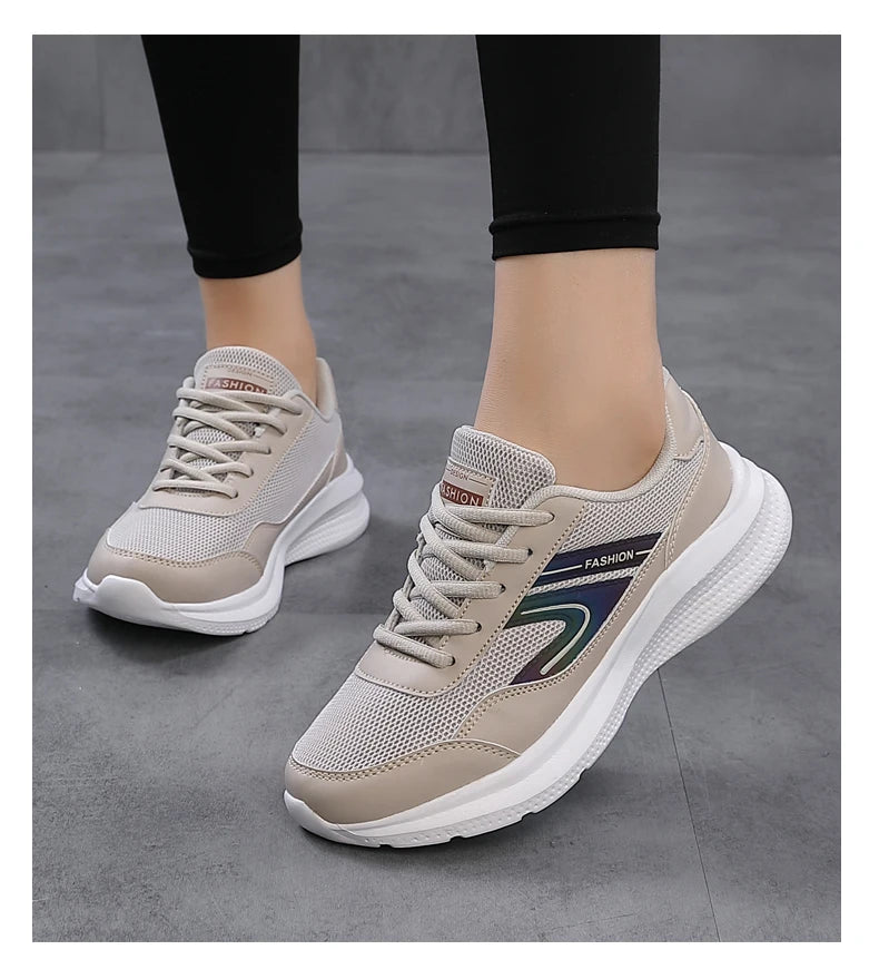 Chaussures de sport légères pour femmes, chaussures de course pour étudiants, non ald et absorbant les chocs, semelle souple pour mère, printemps et été