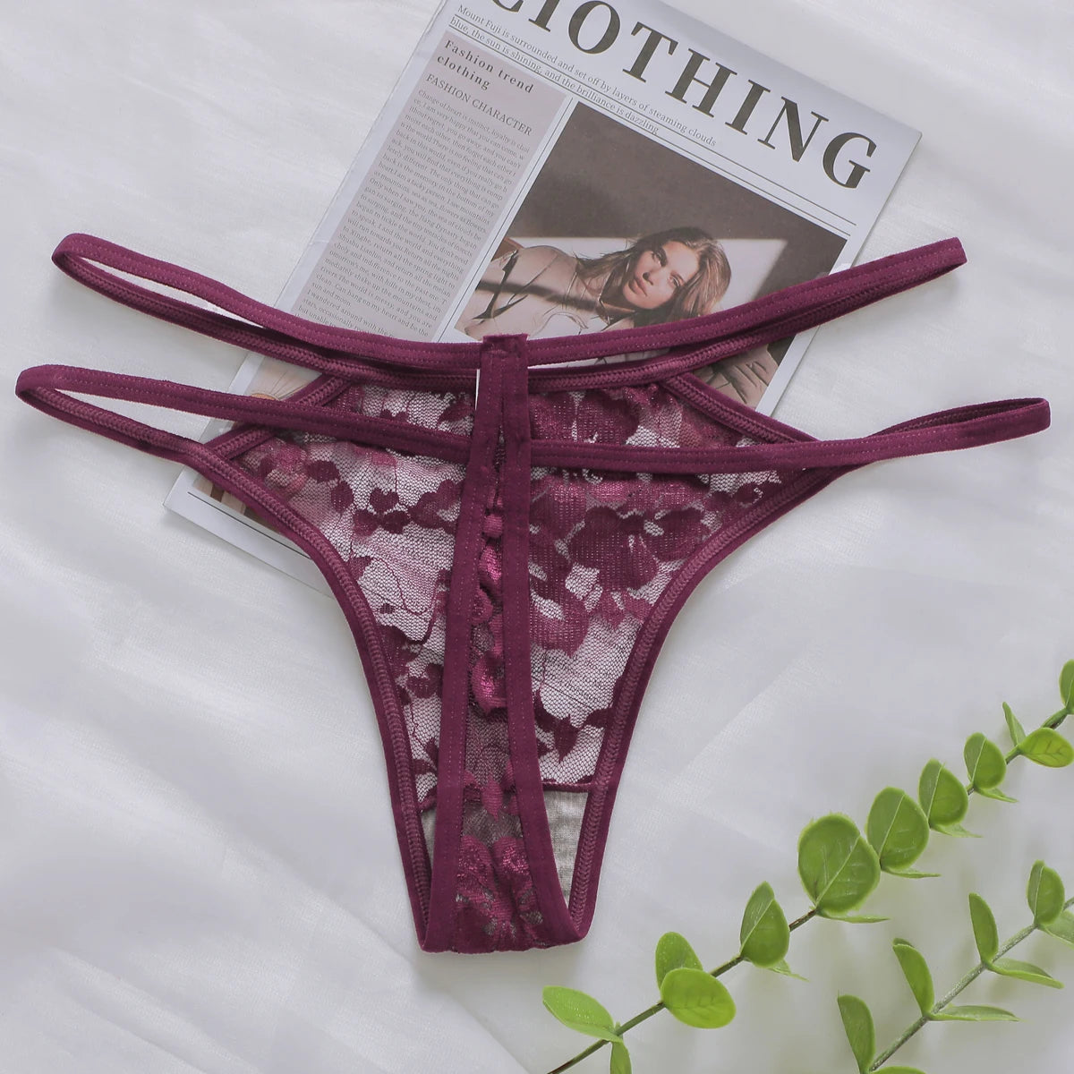 Sous-vêtement sexy et amusant en dentelle creuse pour femmes, facile à laver et à sécher, sous-vêtement anti-favorable sans difficultés, C830